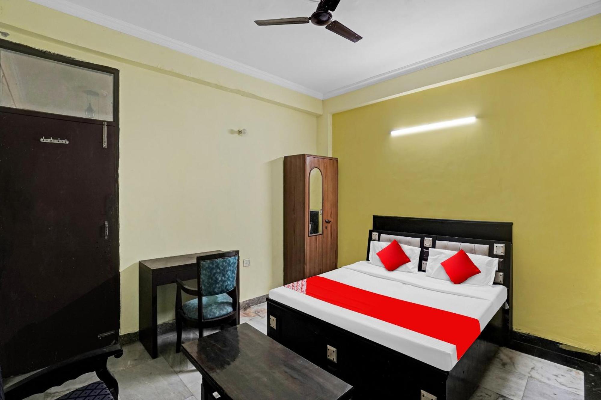 Hotel O Park View Нойда Екстер'єр фото